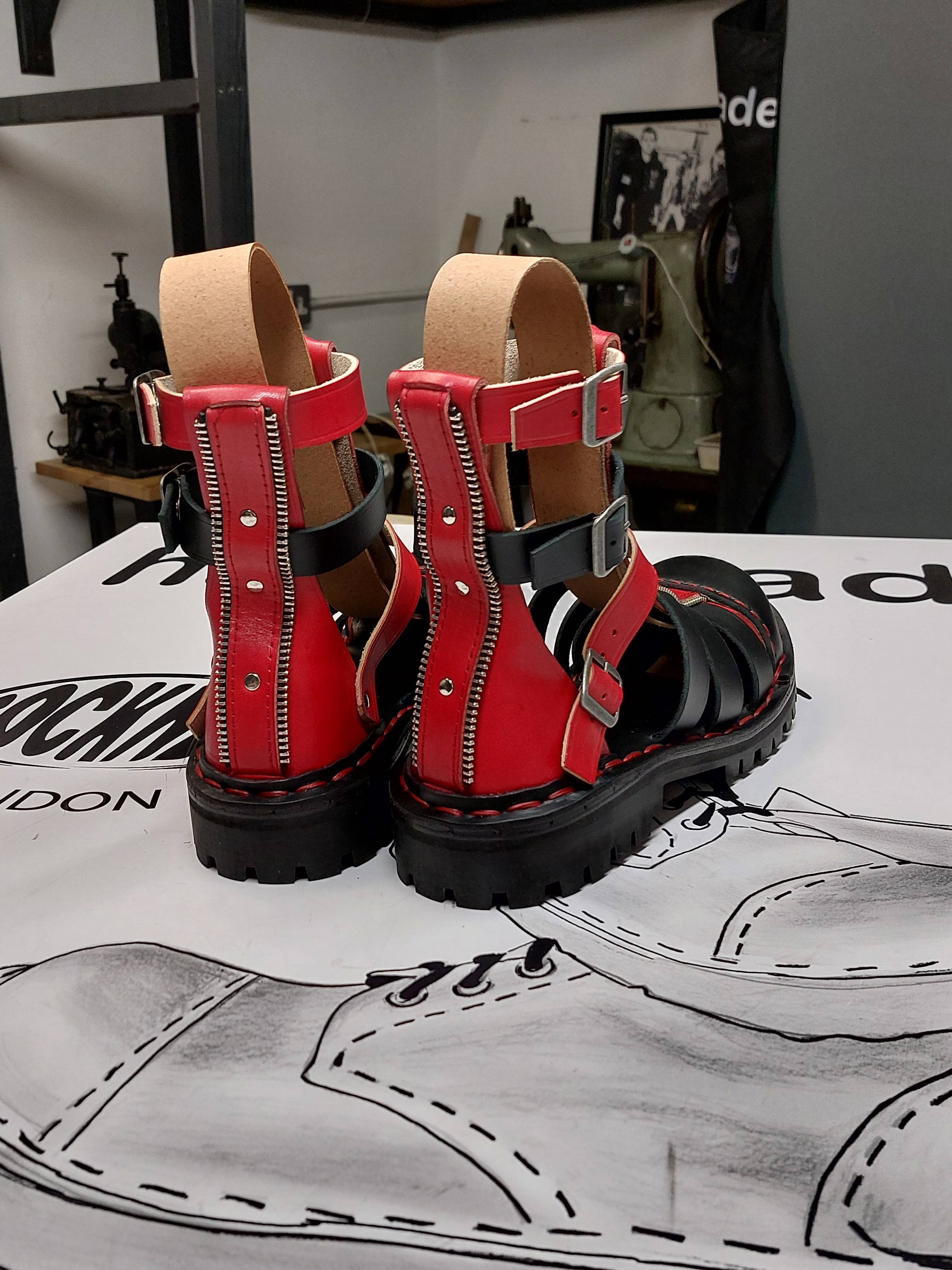 Gladiator sandals 3 B Black Red CS